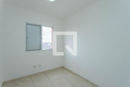 Quarto 1  de apartamento para alugar com 2 quartos, 44m² em Canhema, Diadema