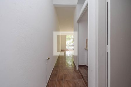 Entrada de kitnet/studio para alugar com 1 quarto, 30m² em Santa Cecilia, São Paulo