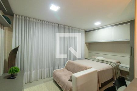 Sala/Quarto de apartamento para alugar com 1 quarto, 45m² em Novo Mundo, Curitiba