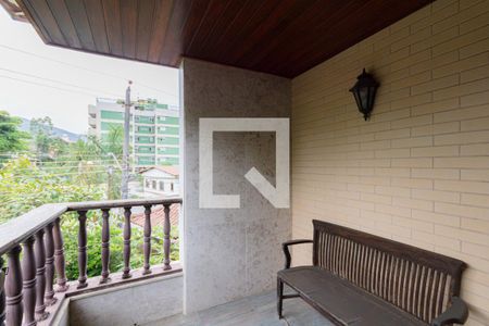 Casa à venda com 540m², 5 quartos e 3 vagasVaranda