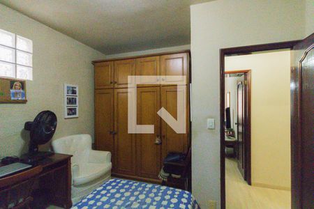 Casa à venda com 540m², 5 quartos e 3 vagasSuíte 2