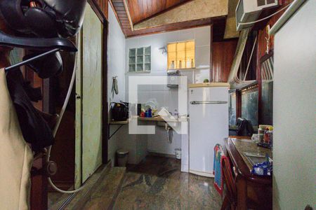 Casa à venda com 540m², 5 quartos e 3 vagasAnexo - Cozinha 2