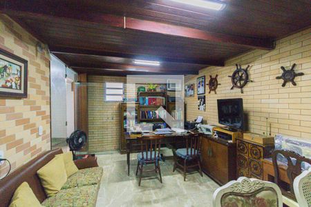 Casa à venda com 540m², 5 quartos e 3 vagasEscritório