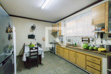 Casa à venda com 540m², 5 quartos e 3 vagasCozinha 1