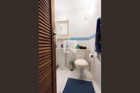 Casa à venda com 540m², 5 quartos e 3 vagasBanheiro da Suíte 2