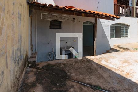 Casa para alugar com 50m², 2 quartos e sem vagaFachada