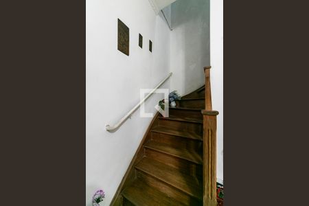 Escadas de casa à venda com 2 quartos, 100m² em Tatuapé, São Paulo