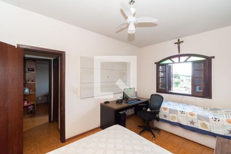 Casa à venda com 486m², 4 quartos e 4 vagasQuarto 2