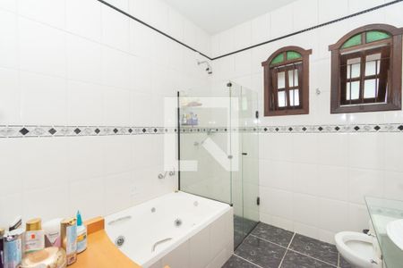 Casa à venda com 486m², 4 quartos e 4 vagasBanheiro Social