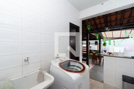 Casa à venda com 486m², 4 quartos e 4 vagasÁrea de Serviço