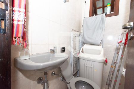 Casa à venda com 486m², 4 quartos e 4 vagasBanheiro Social 2