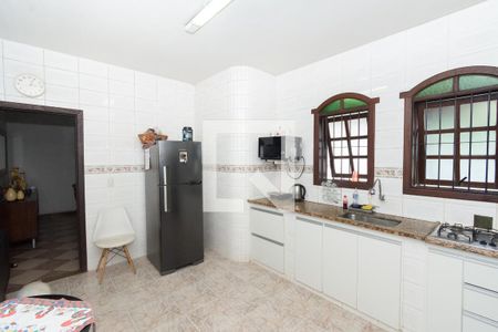 Casa à venda com 486m², 4 quartos e 4 vagasCozinha