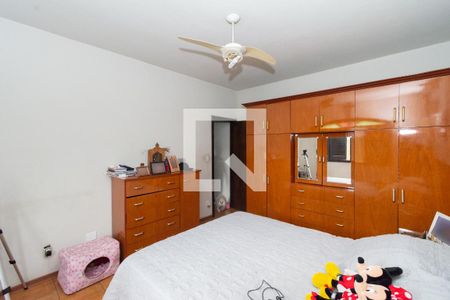 Casa à venda com 486m², 4 quartos e 4 vagasSuíte