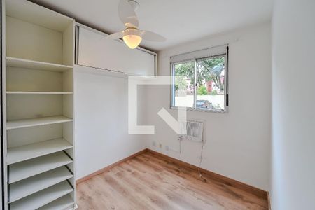 Quarto 1 de apartamento à venda com 2 quartos, 52m² em Jardim Itu, Porto Alegre