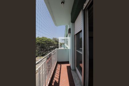 sacada  de apartamento à venda com 2 quartos, 86m² em Centro, São Leopoldo