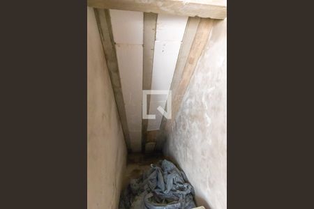 Casa à venda com 175m², 2 quartos e 3 vagasQuarto de Serviço