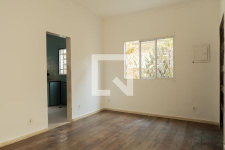 Sala de casa para alugar com 2 quartos, 126m² em Penha, Rio de Janeiro