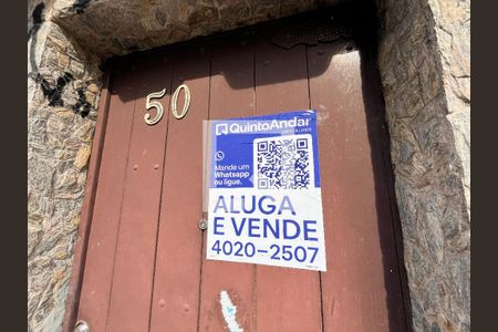 Casa para alugar com 126m², 2 quartos e 3 vagasFachada e placa