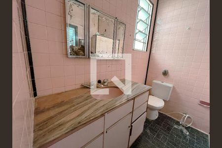 Casa para alugar com 126m², 2 quartos e 3 vagasBanheiro