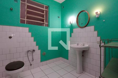 Apartamento para alugar com 100m², 2 quartos e sem vagaBanheiro