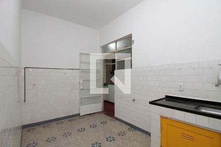 Apartamento para alugar com 100m², 2 quartos e sem vagaCozinha