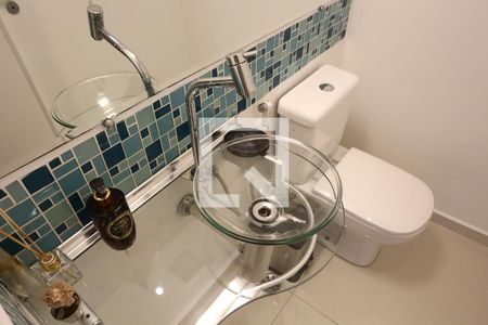 Lavabo de apartamento para alugar com 3 quartos, 204m² em Vila Suzana, São Paulo