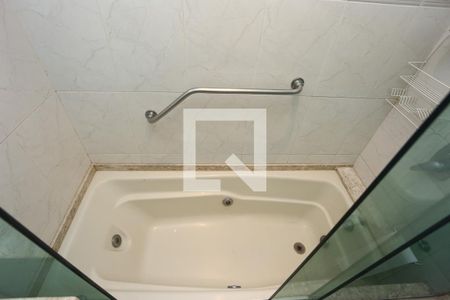 Apartamento para alugar com 204m², 3 quartos e 2 vagasBanheiro da Suíte