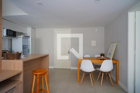 Sala de kitnet/studio para alugar com 1 quarto, 41m² em Floresta, Porto Alegre