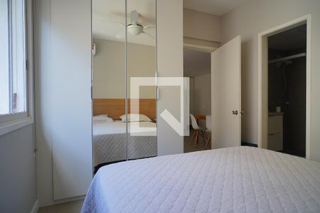 Quarto de kitnet/studio para alugar com 1 quarto, 41m² em Floresta, Porto Alegre