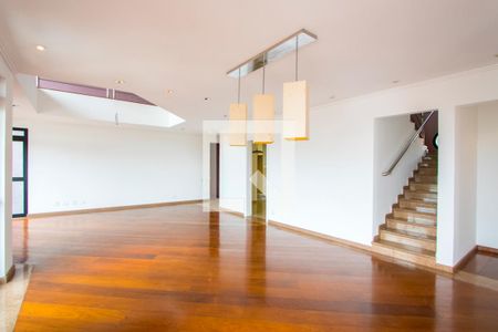 Sala 1 de apartamento à venda com 5 quartos, 260m² em Vila Bastos, Santo André