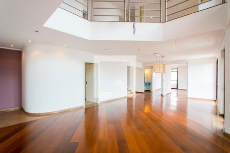 Sala 1 de apartamento para alugar com 5 quartos, 260m² em Vila Bastos, Santo André