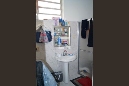 Casa à venda com 125m², 3 quartos e 4 vagasBanheiro 