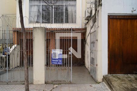 Casa à venda com 125m², 3 quartos e 4 vagasFachada