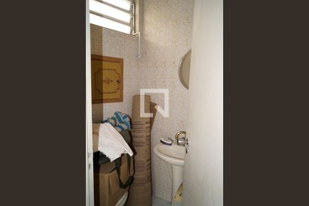 Casa à venda com 125m², 3 quartos e 4 vagasBanheiro de Serviço