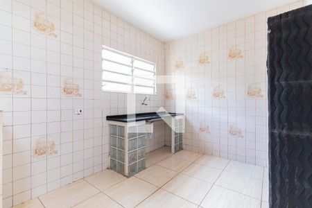 Casa para alugar com 100m², 2 quartos e 2 vagasCozinha