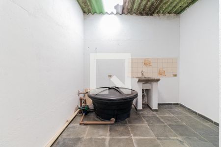 Casa para alugar com 100m², 2 quartos e 2 vagasLavanderia