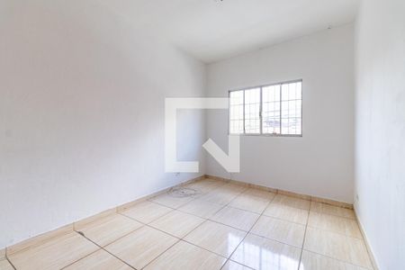 Casa para alugar com 100m², 2 quartos e 2 vagasSala
