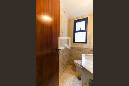 Apartamento à venda com 230m², 5 quartos e 3 vagas Apartamento à venda com 230m², 5 quartos e 3 vagasLavabo