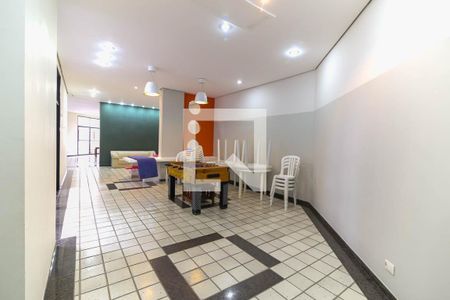 Apartamento à venda com 230m², 5 quartos e 3 vagas Apartamento à venda com 230m², 5 quartos e 3 vagasÁrea comum - Salão de festas