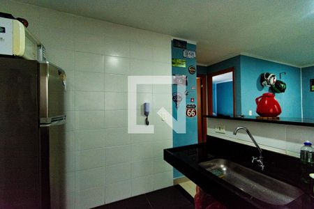 Cozinha de apartamento à venda com 2 quartos, 42m² em São José, Canoas