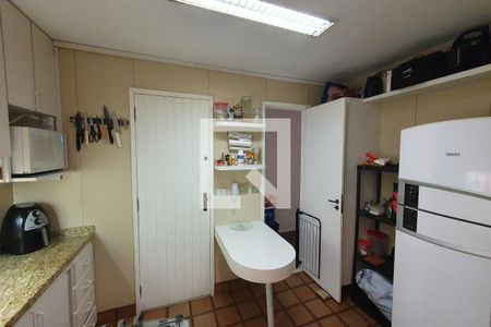 Apartamento para alugar com 76m², 2 quartos e 1 vaga Apartamento para alugar com 76m², 2 quartos e 1 vagaCozinha