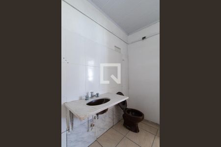 Casa à venda com 500m², 3 quartos e 4 vagasBanheiro 2