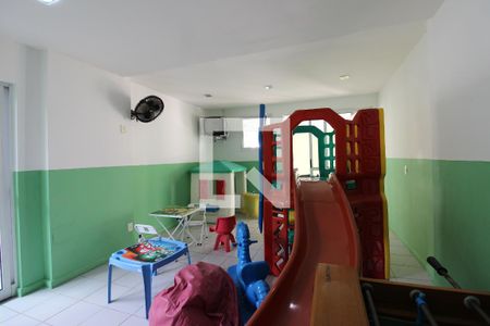 Apartamento à venda com 101m², 3 quartos e 2 vagasÁrea comum - Playground