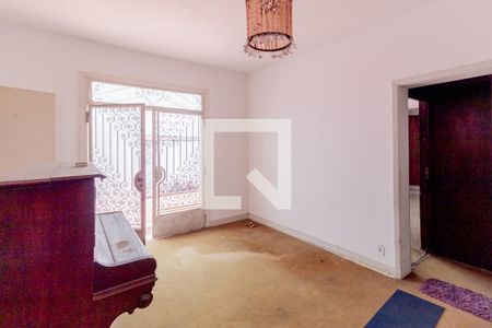 Casa à venda com 407m², 5 quartos e 4 vagas Casa à venda com 407m², 5 quartos e 4 vagasSala 4 - piso 2