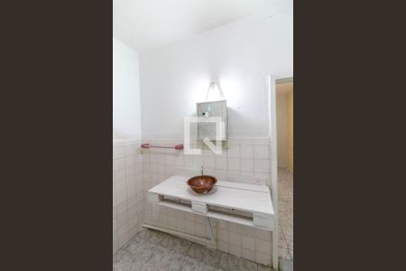 Banheiro de casa para alugar com 1 quarto, 80m² em Alto Caiçaras, Belo Horizonte