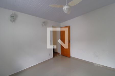 Quarto 2 de casa para alugar com 2 quartos, 110m² em Jardim Alzira, São Paulo
