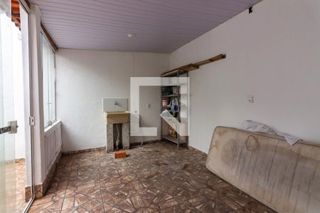 Casa à venda com 250m², 2 quartos e 2 vagasEdícula  