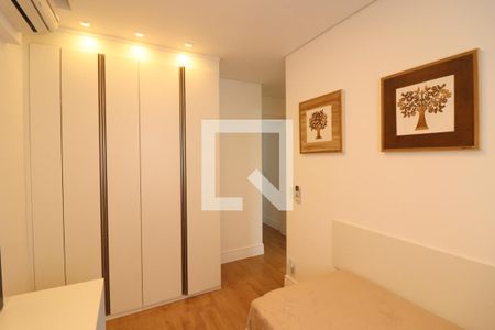 Apartamento à venda com 148m², 3 quartos e 2 vagasQuarto 2 