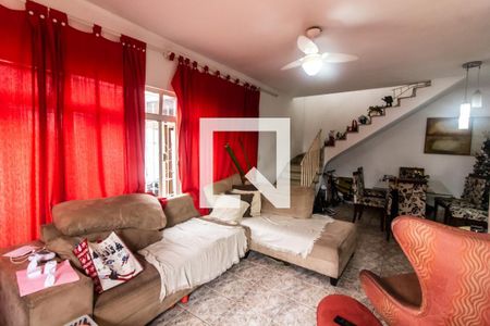 Casa à venda com 195m², 4 quartos e 3 vagasSala