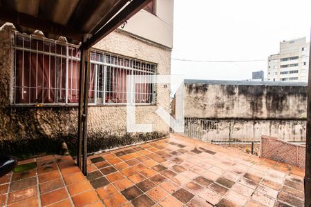 Casa à venda com 195m², 4 quartos e 3 vagasQuintal